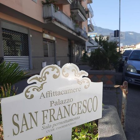 Palazzo San Francesco Hotel Castellammare di Stabia Eksteriør billede